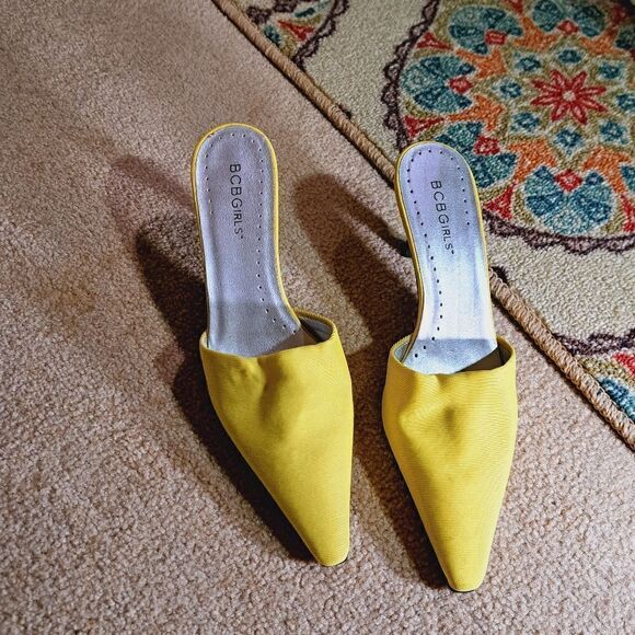 BCBGirls    - Picture 9 of 14